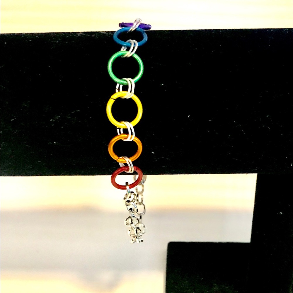 🌈🌈Rainbow pride jump ring bracelet, 9" ❤️💜💙🧡 - Picture 5 of 6
